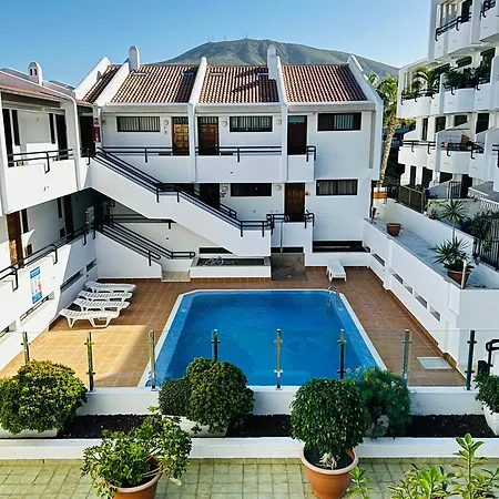 Cristianos 1-bedroom Apartment, Swimming Pool Apartman *